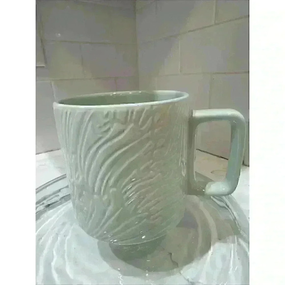 2022 Starbucks Light Green Mint Jade Leaf Marble Embossed Spring Limited 14 oz - Picture 3 of 14
